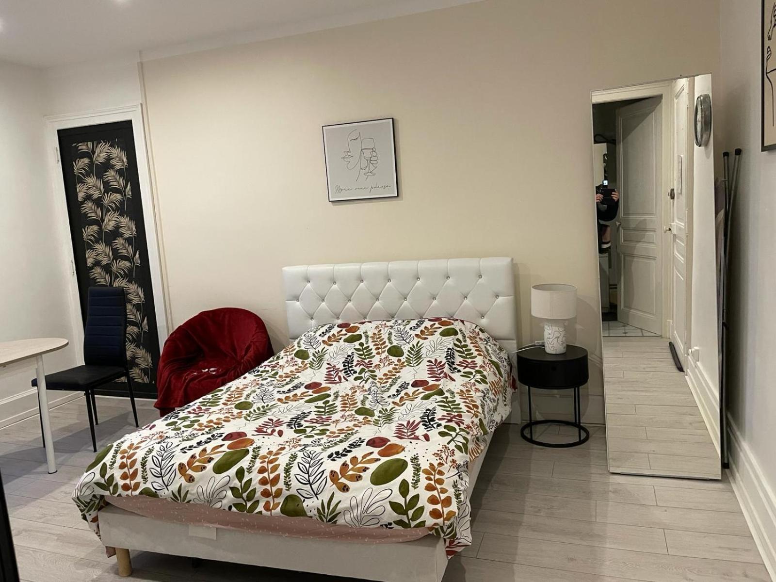 Studio Meuble Et Lumineux 20M2 Apartment Vittel Ngoại thất bức ảnh